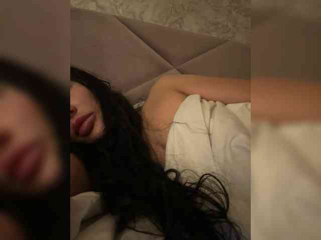 Ekaterina2221 webcam