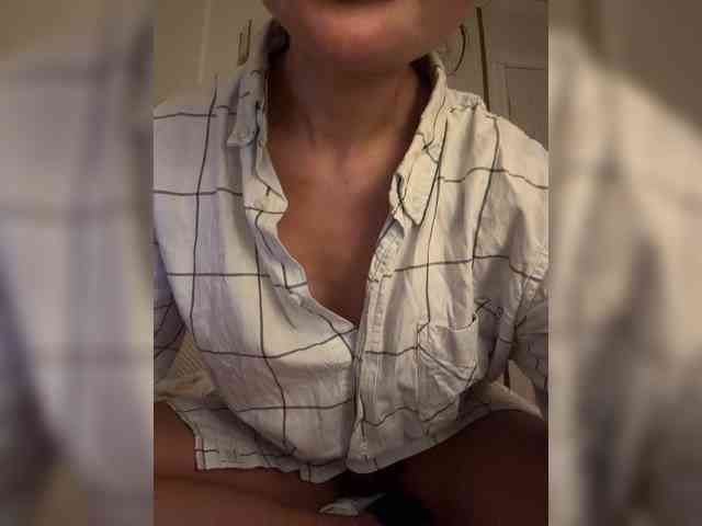 Ekaterina2221 webcam