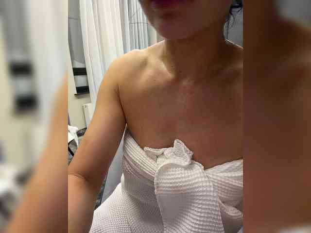 Ekaterina2221 webcam