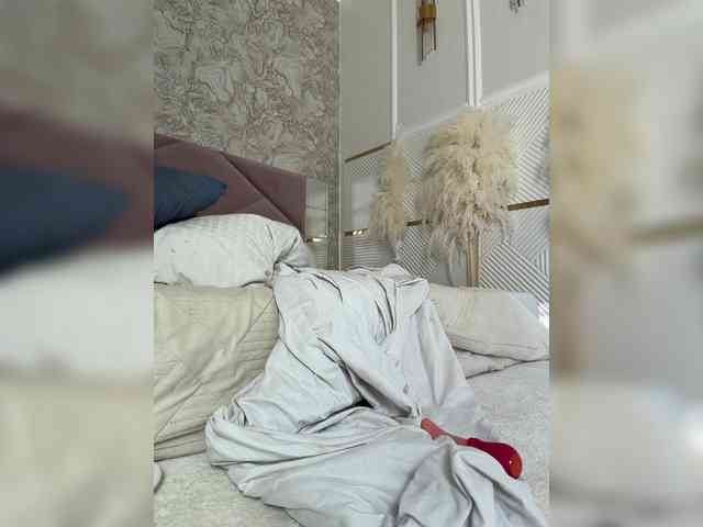 Ekaterina2221 webcam