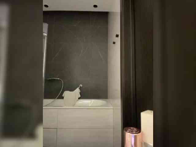 ekaterina2221's live room