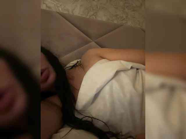 Ekaterina2221 webcam