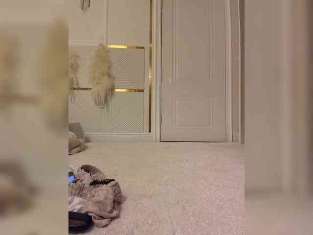 Ekaterina2221 webcam