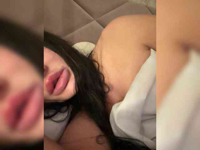 Ekaterina2221 webcam