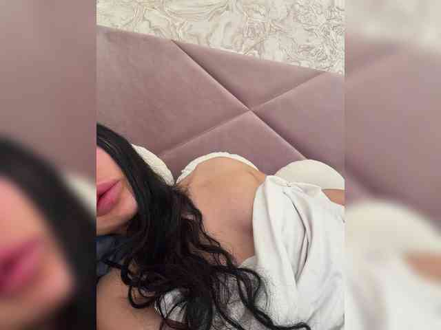 Ekaterina2221 webcam