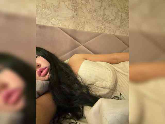 Ekaterina2221 webcam