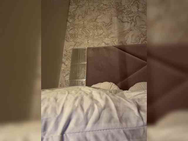 Ekaterina2221 webcam