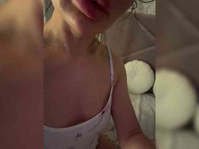 Ekaterina2221 webcam