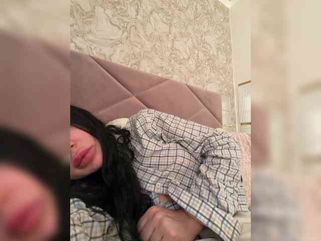 Ekaterina2221 webcam