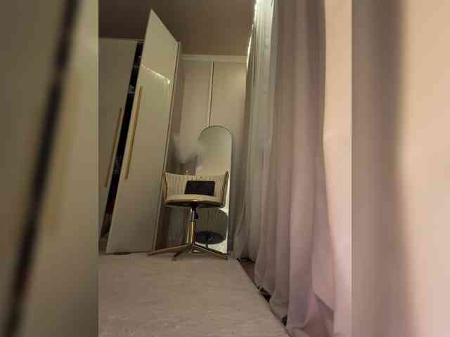 Ekaterina2221 webcam
