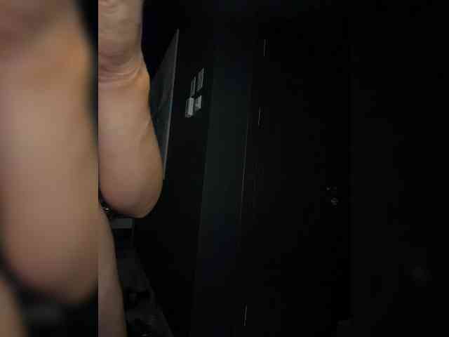 Ekaterina2221 webcam