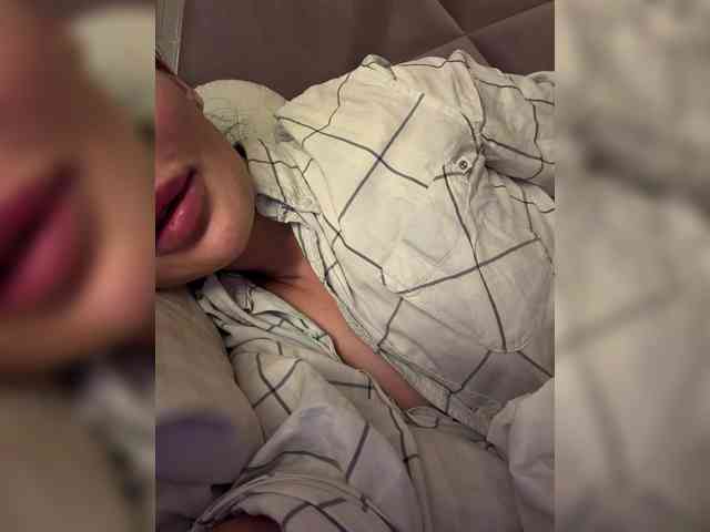 Ekaterina2221 webcam