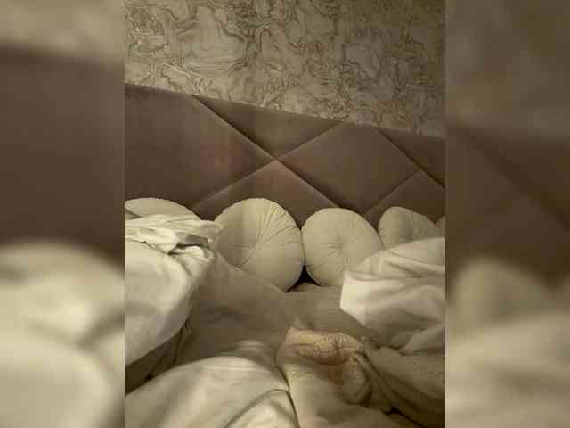 Ekaterina2221 webcam