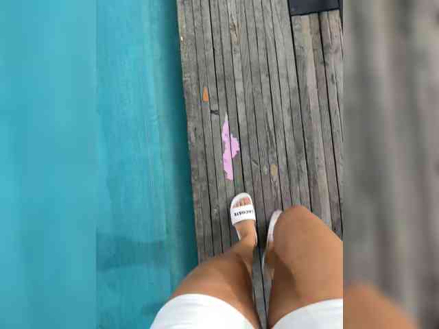 Ekaterina2221 webcam