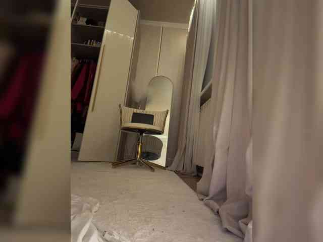 Ekaterina2221 webcam