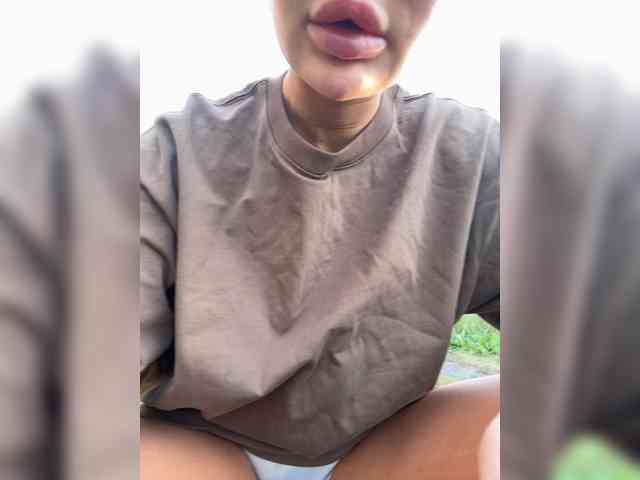 Ekaterina2221 webcam