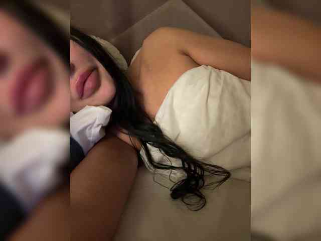 Ekaterina2221 webcam