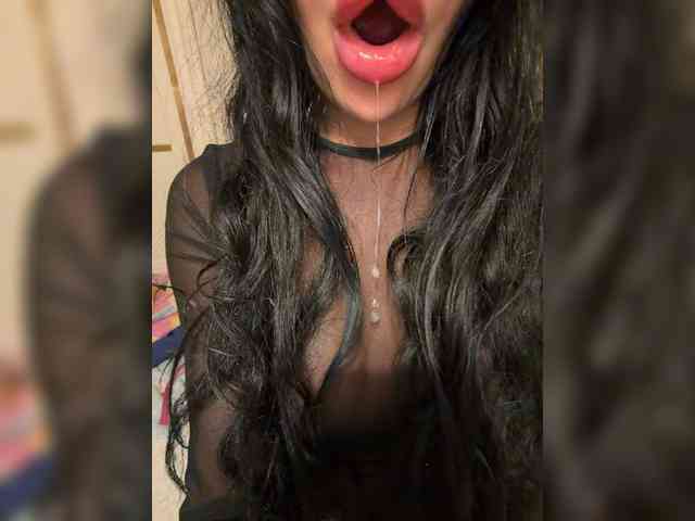 Ekaterina2221 webcam