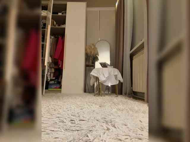 Ekaterina2221 webcam