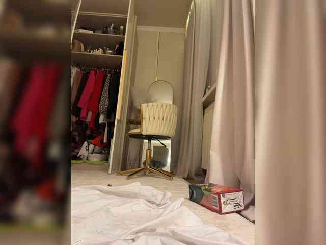 Ekaterina2221 webcam