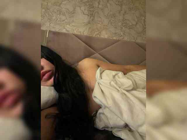 Ekaterina2221 webcam