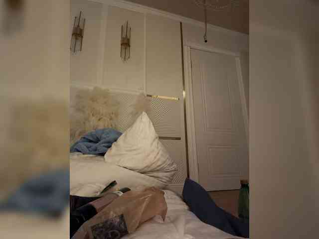 Ekaterina2221 webcam