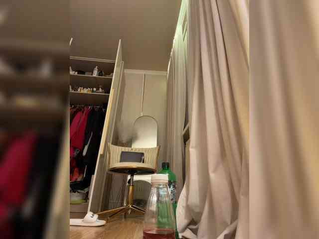 Ekaterina2221 webcam