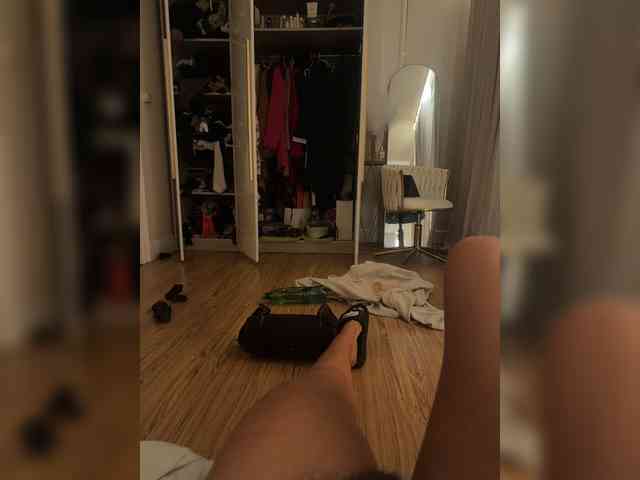 Ekaterina2221 webcam