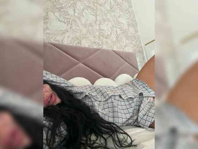 Ekaterina2221 webcam