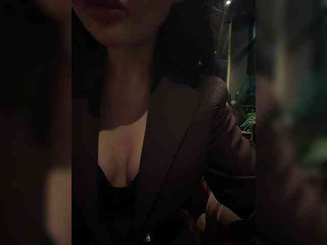 Ekaterina2221 webcam