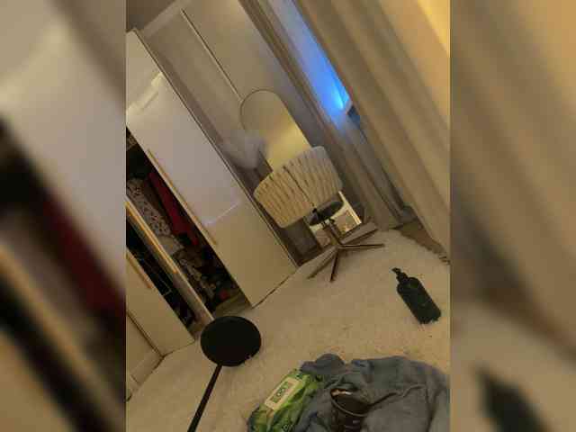 Ekaterina2221 webcam
