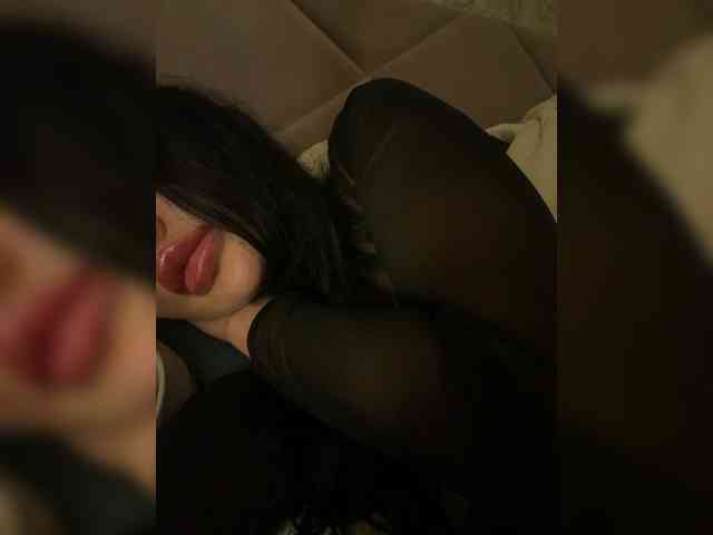 Ekaterina2221 webcam