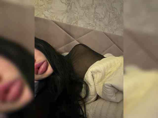 Ekaterina2221 webcam