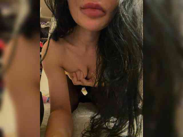 Ekaterina2221 webcam