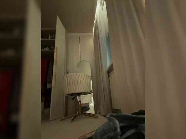Ekaterina2221 webcam