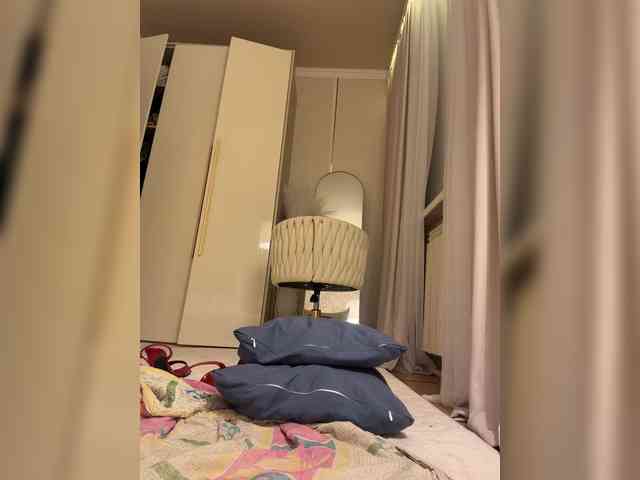Ekaterina2221 webcam