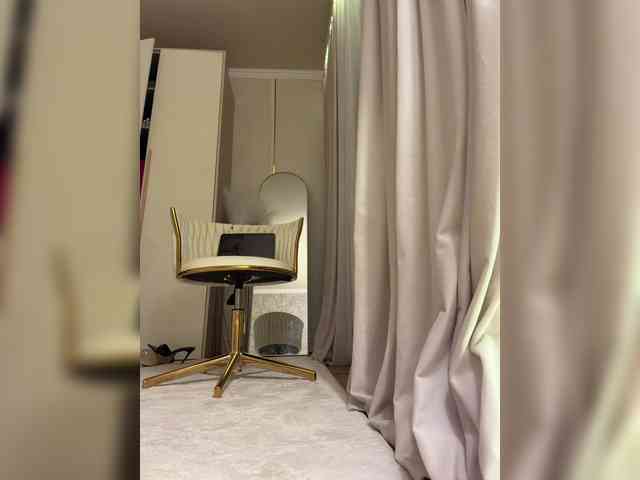 Ekaterina2221 webcam