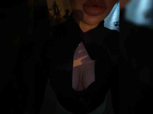 Ekaterina2221 webcam