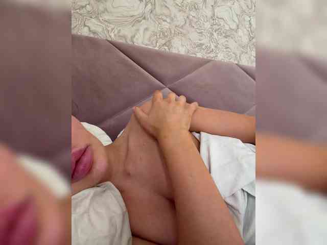 Ekaterina2221 webcam