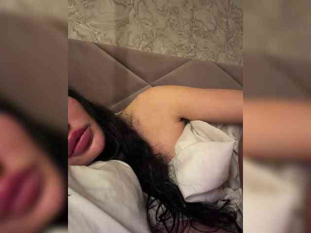 Ekaterina2221 webcam