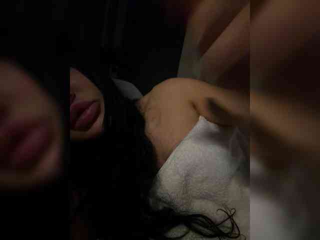 Ekaterina2221 webcam