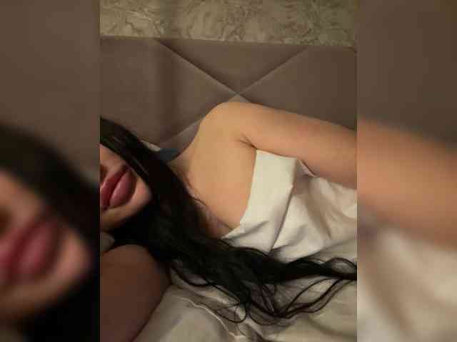 Ekaterina2221 webcam