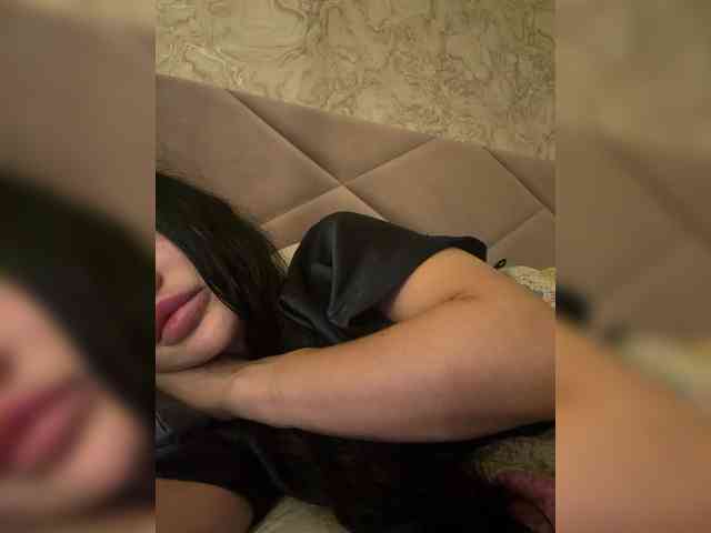 Ekaterina2221 webcam