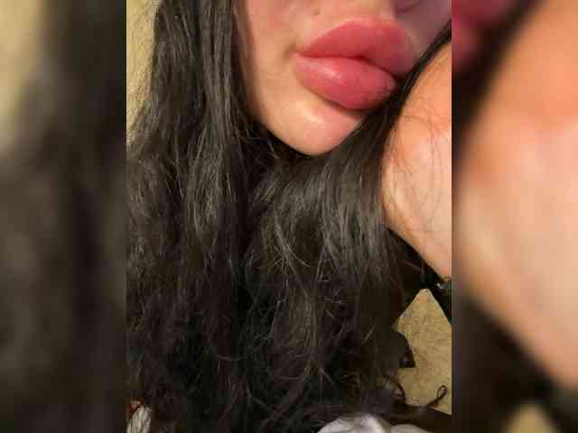 Ekaterina2221 webcam