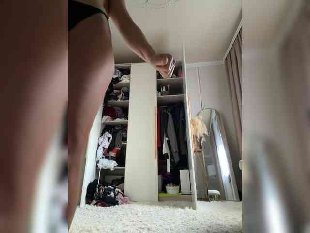 Ekaterina2221 webcam