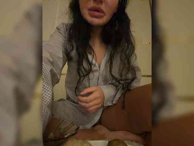 Ekaterina2221 webcam