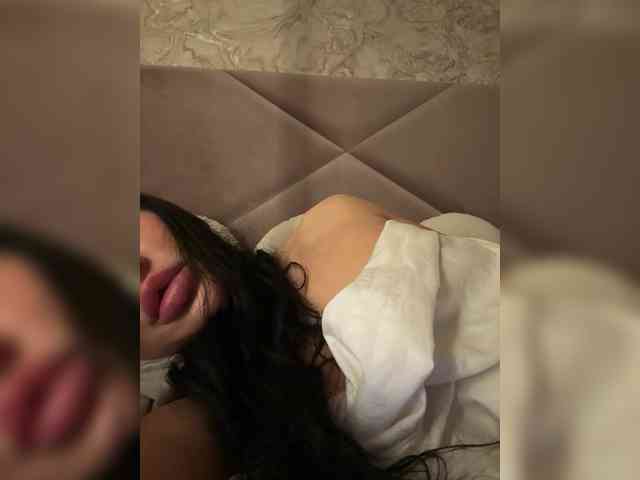 Ekaterina2221 webcam