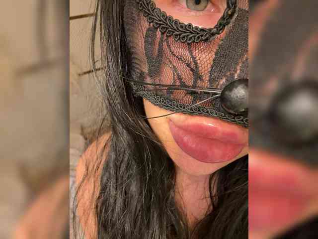 Ekaterina2221 webcam