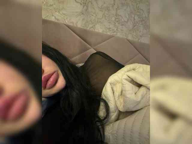 Ekaterina2221 webcam