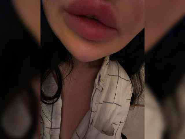 Ekaterina2221 webcam